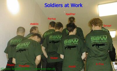 Soldiers at Work - Ein sch&ouml;ner R&uuml;cken kann auch entz&uuml;cken